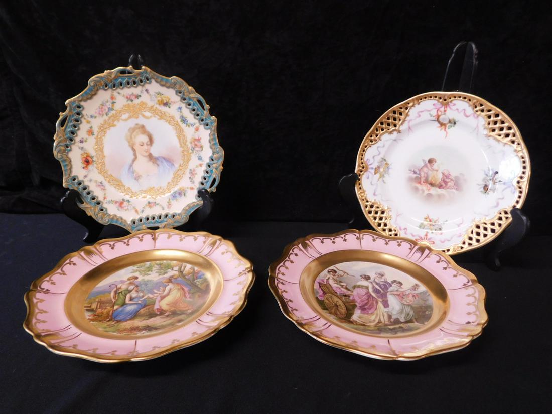 4 Decorator Plates (1 of 4)