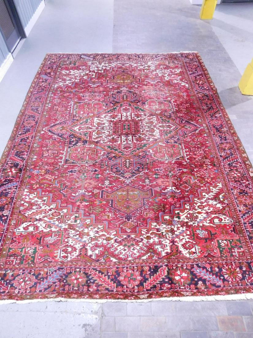 Heriz Room Carpet Auction