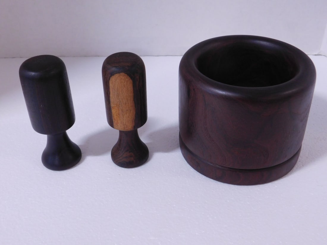 Mortar & 2 Pestles (1 of 5)