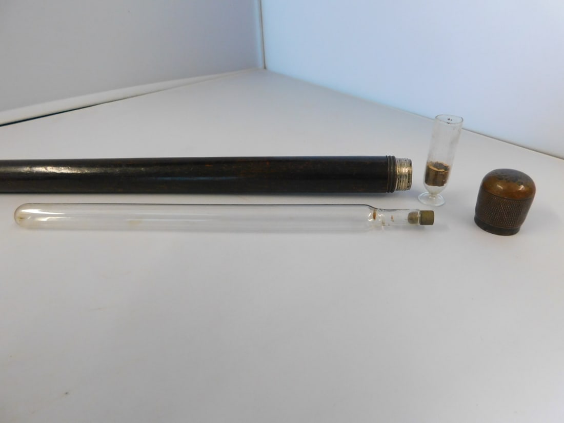 Flask & Cup Cane (1 of 5)