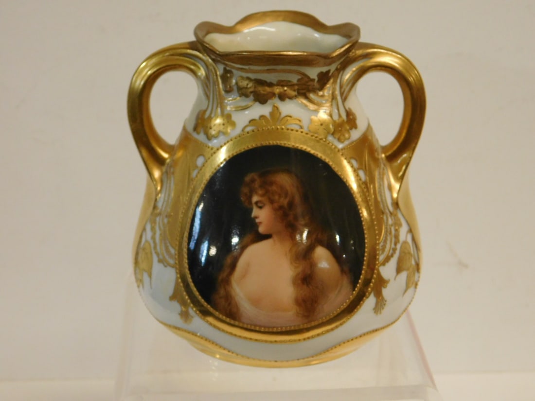 Royal Vienna Portrait Vase (1 of 4)