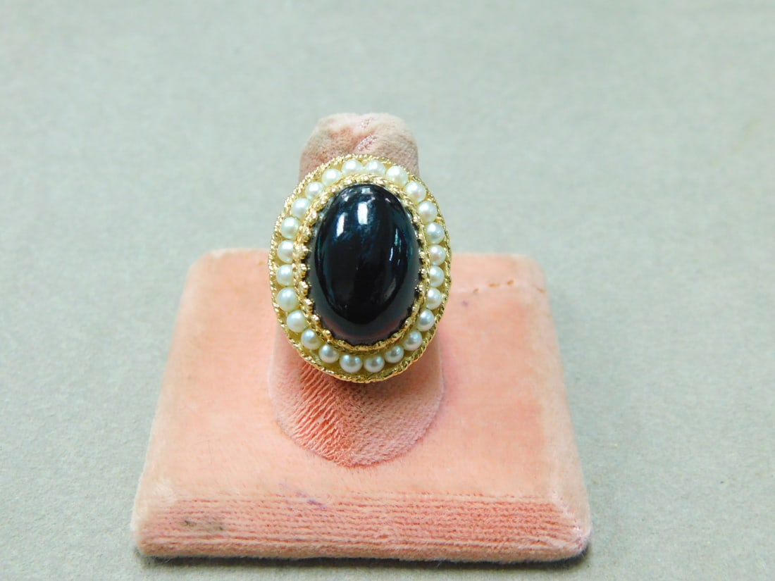 14K YG Onyx & Pearl Ring (1 of 4)