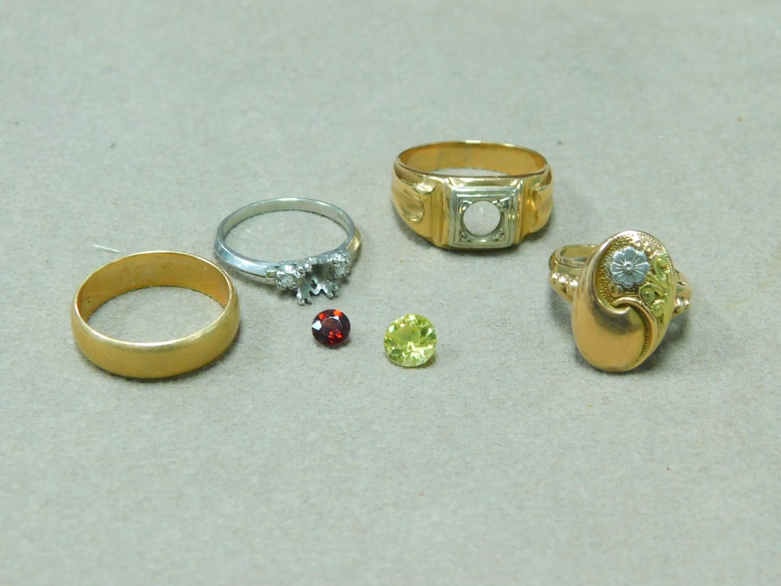 4 Gold Rings (1 of 4)