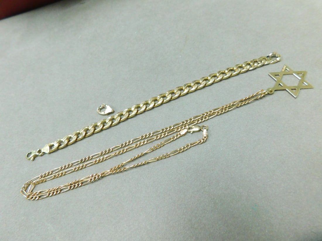 Gold Jewelry Group (1 of 4)