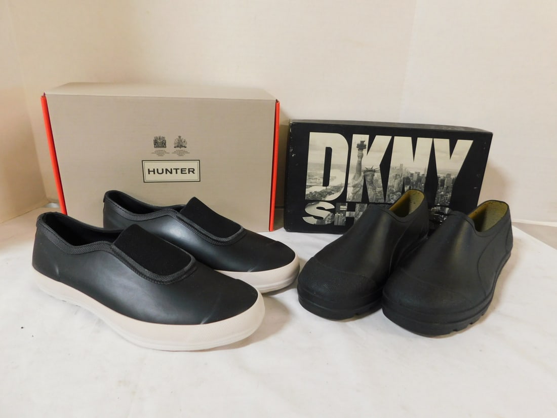 2 Pairs of Women's Rain Shoes - Hunter & DKNY (1 of 6)