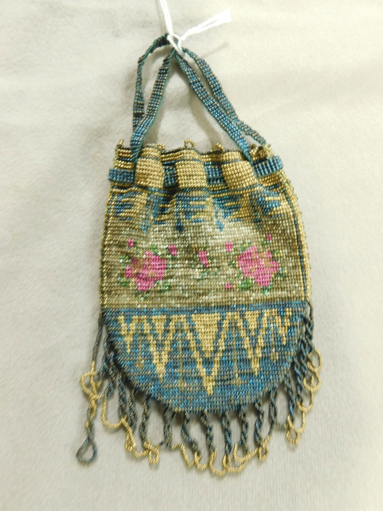Victorian Beaded Purse (1 of 4)