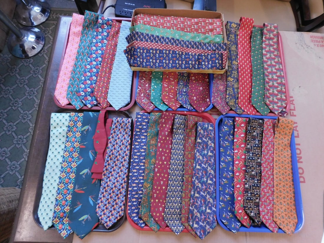 36 Men's Ties (1 of 9)