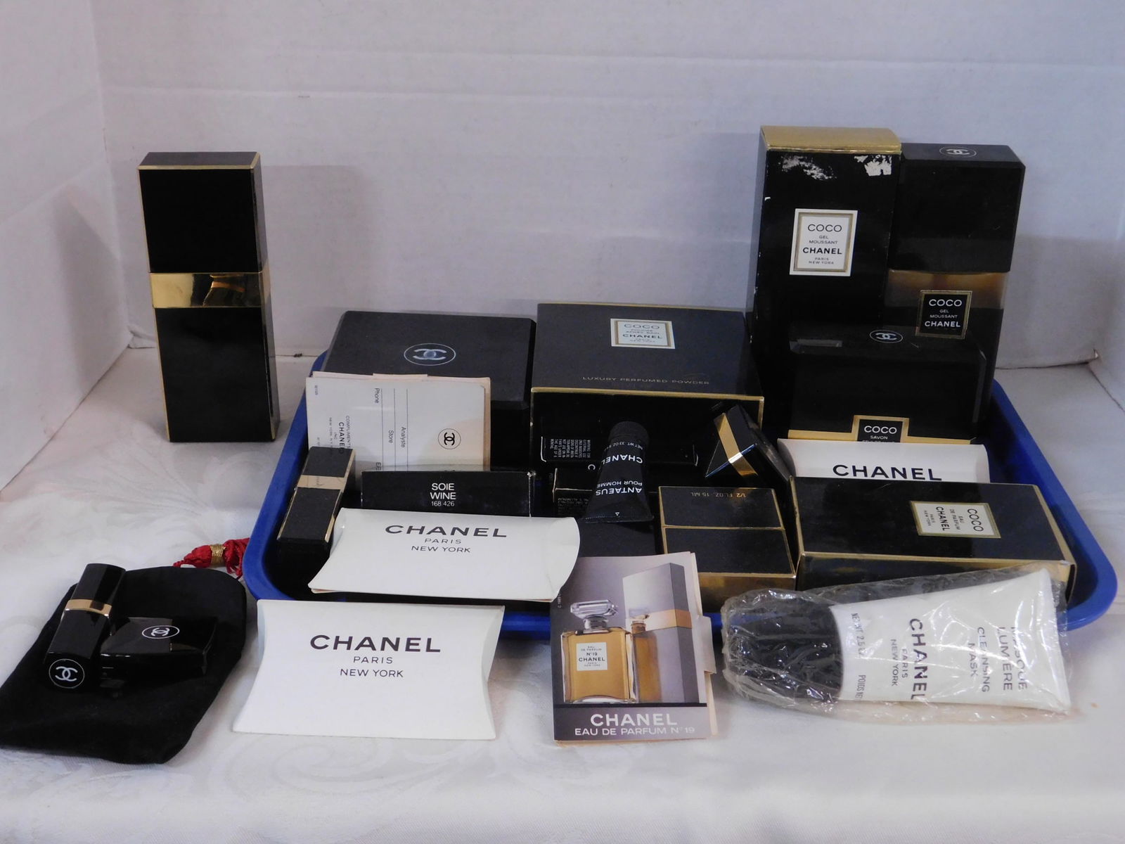 Coco Chanel Perfumes (1 of 5)