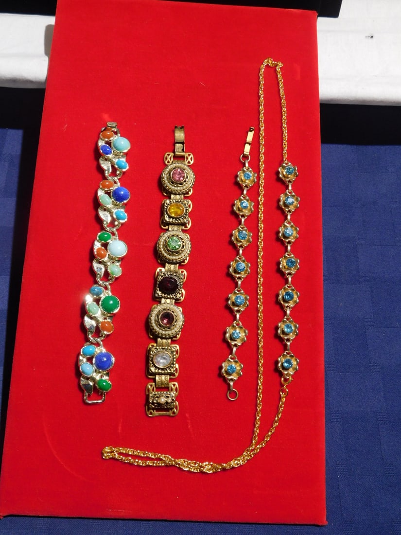 Necklace Set & 3 Costume Bracelet (1 of 3)