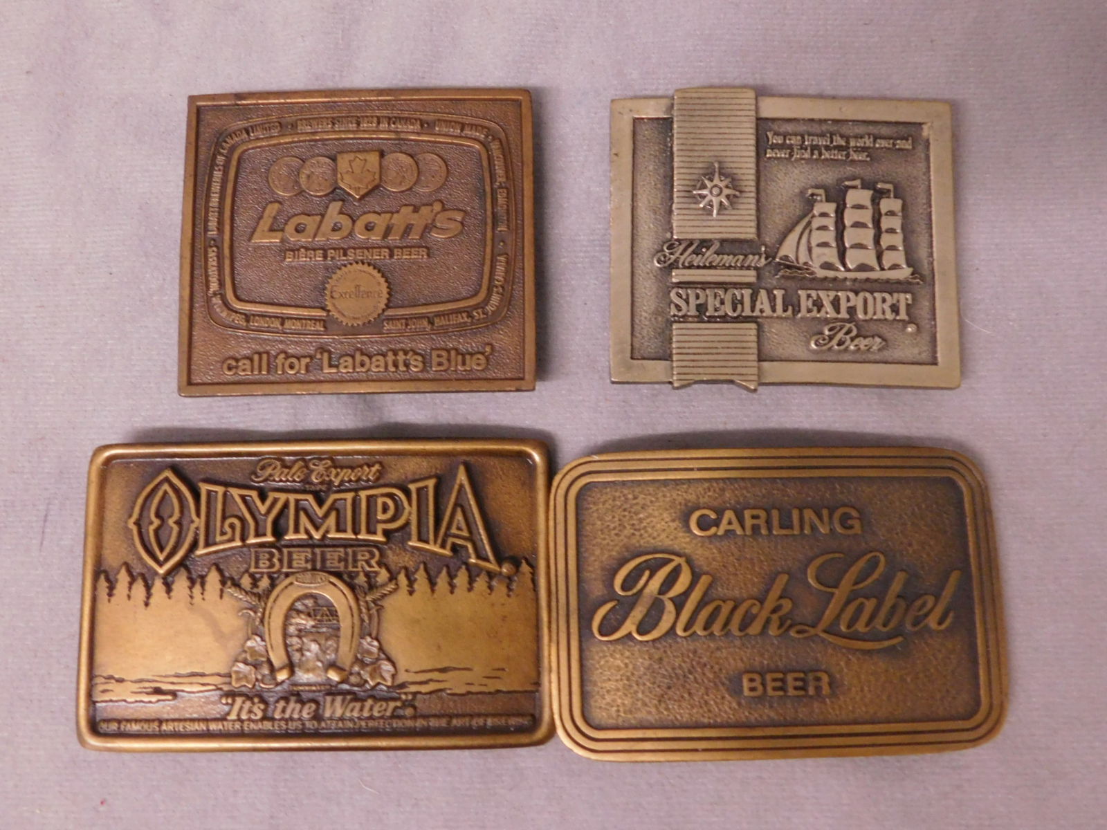 4 Vintage Beer Belt Buckles (1 of 4)