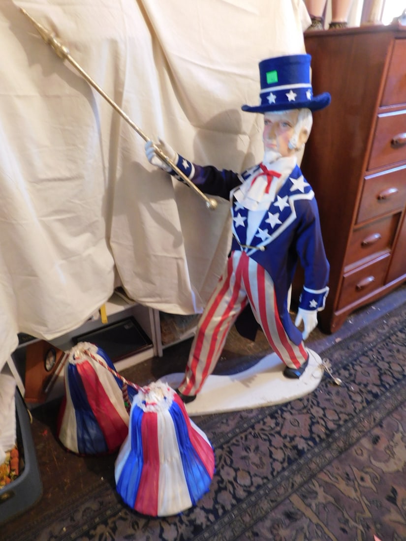 Uncle Sam Animated Sculpture: 50" hgt (1 of 3)