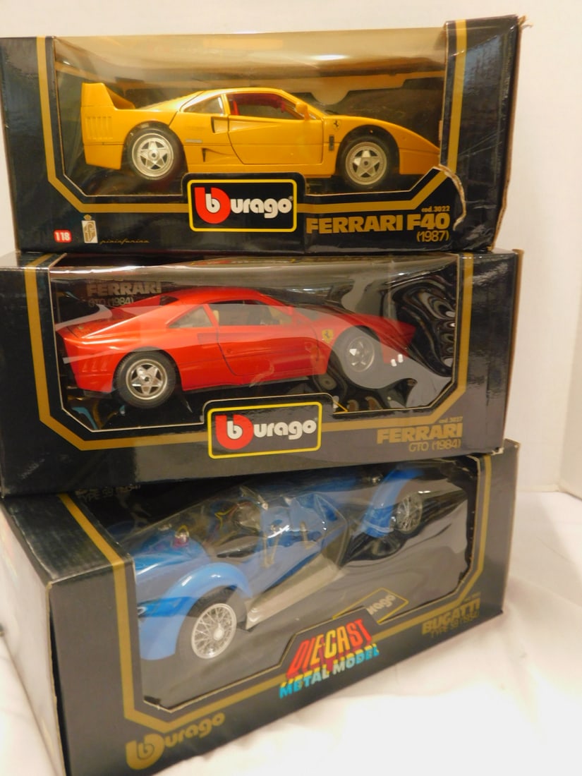 3 Bburago 1:18 Scale Model Cars (1 of 4)