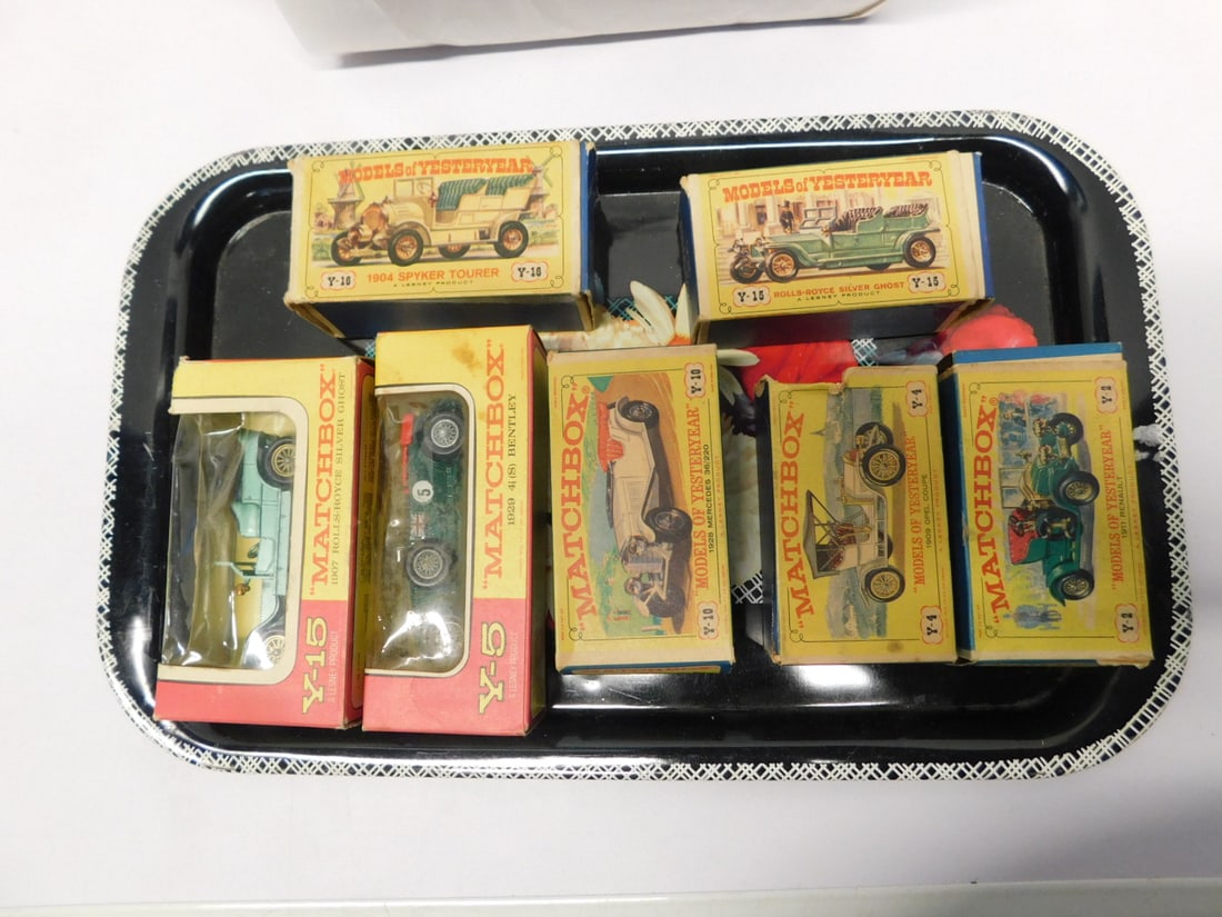 7 Matchbox Cars (1 of 5)