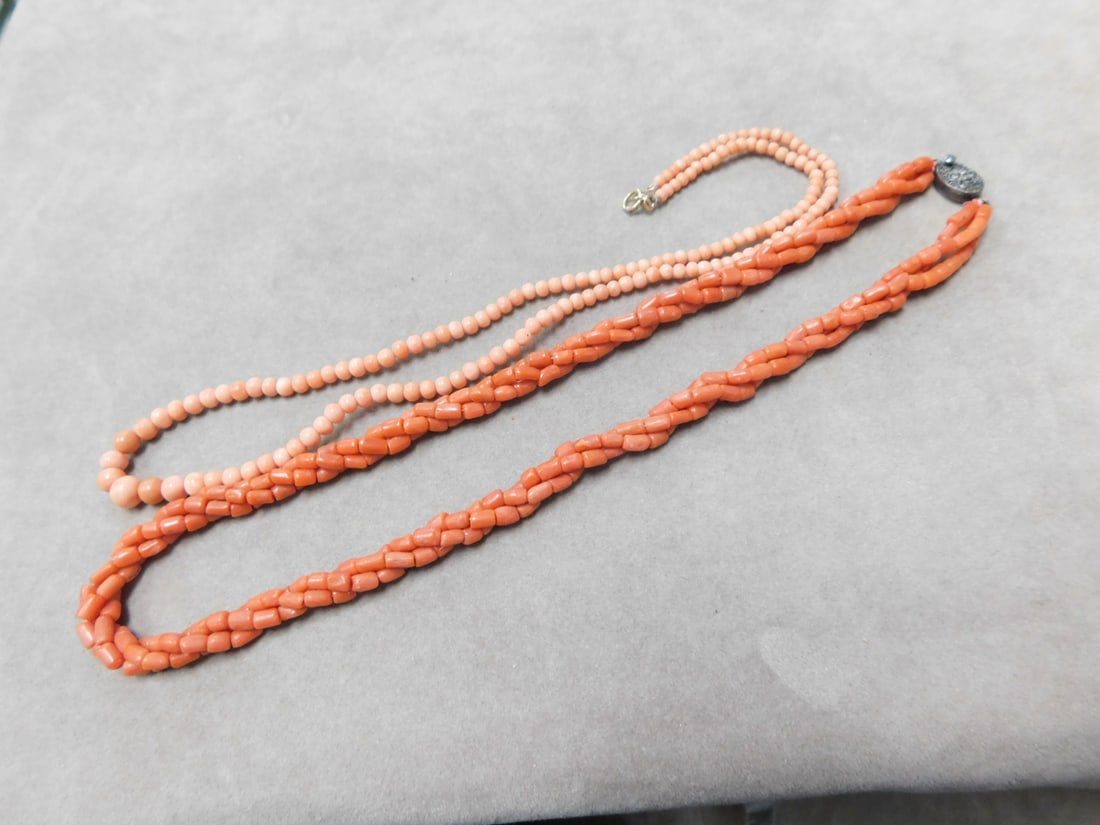 2 Coral Necklaces (1 of 4)
