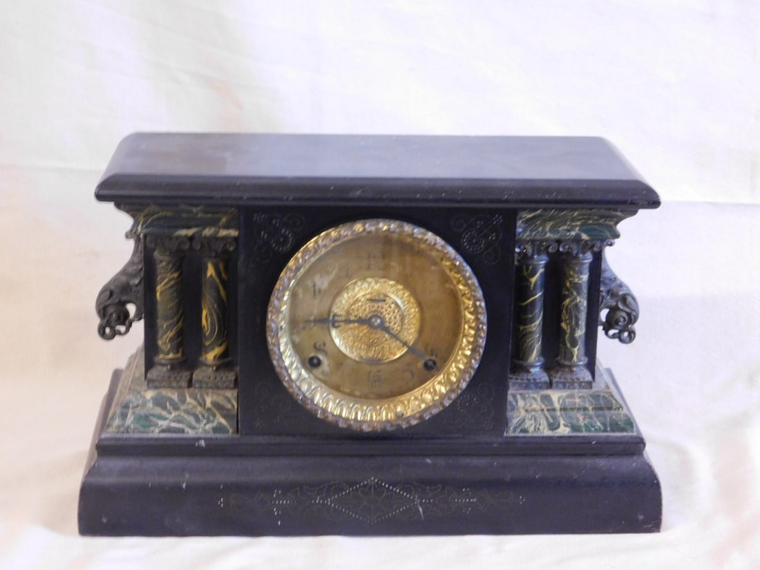 Ingraham Mantel Clock (1 of 8)