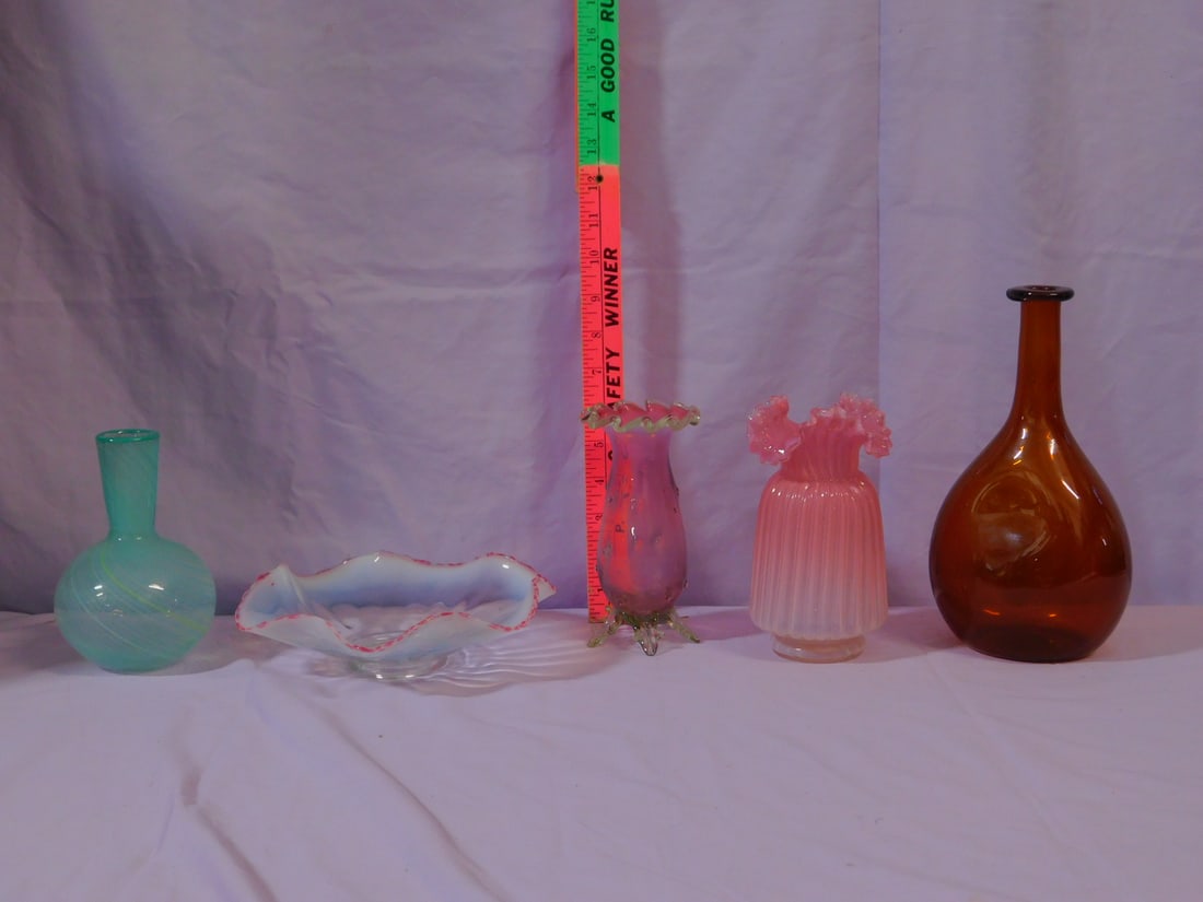 5 Colored Glass Items (1 of 4)