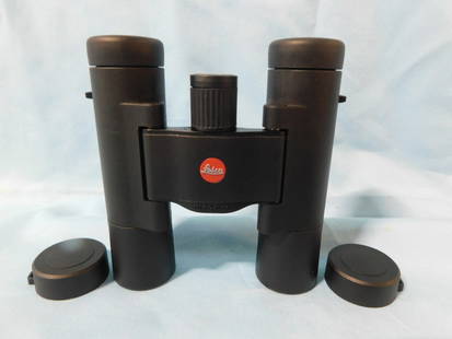 Leica Binoculars: Leica Binoculars Ultravid BR 10 x 25 Robust Waterproof Compact with Aqua Dura Lens coating ser#2157491 Leica Portugal, black, L 4 1/2, includes Lowepro black cloth case. CONDITION: Very fine, no issue