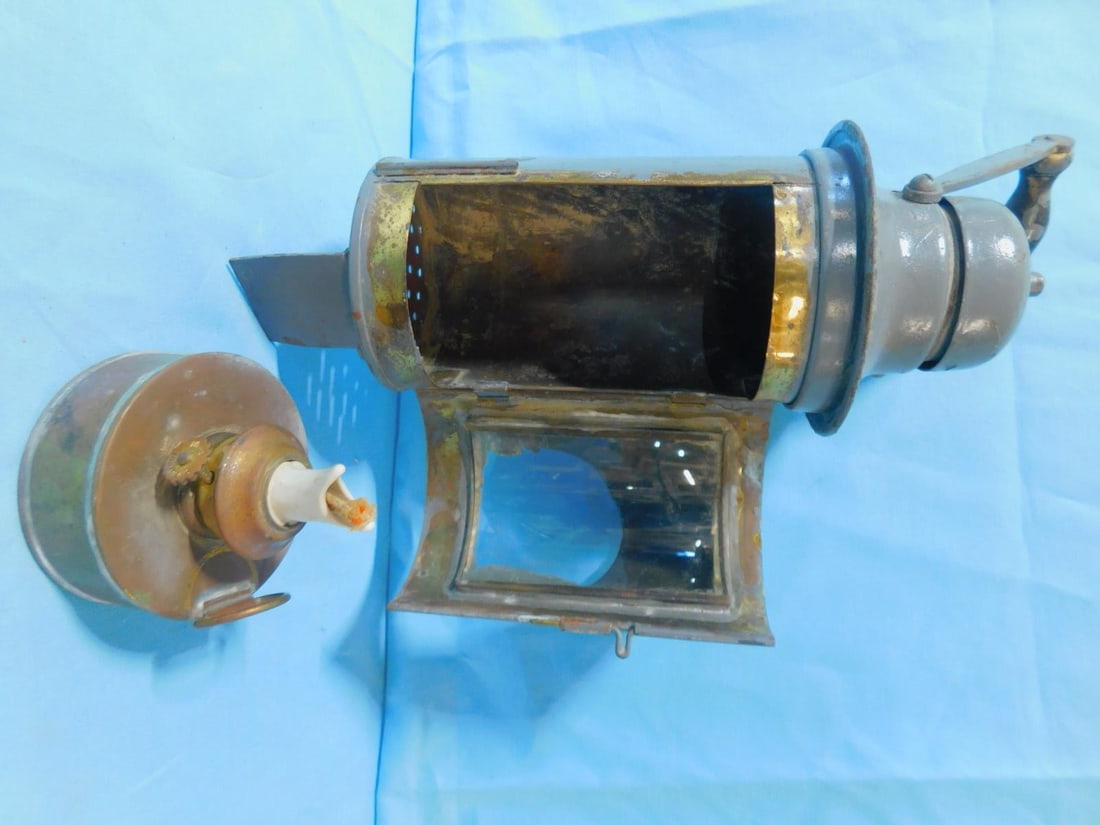 Binnacle Lamp (1 of 3)