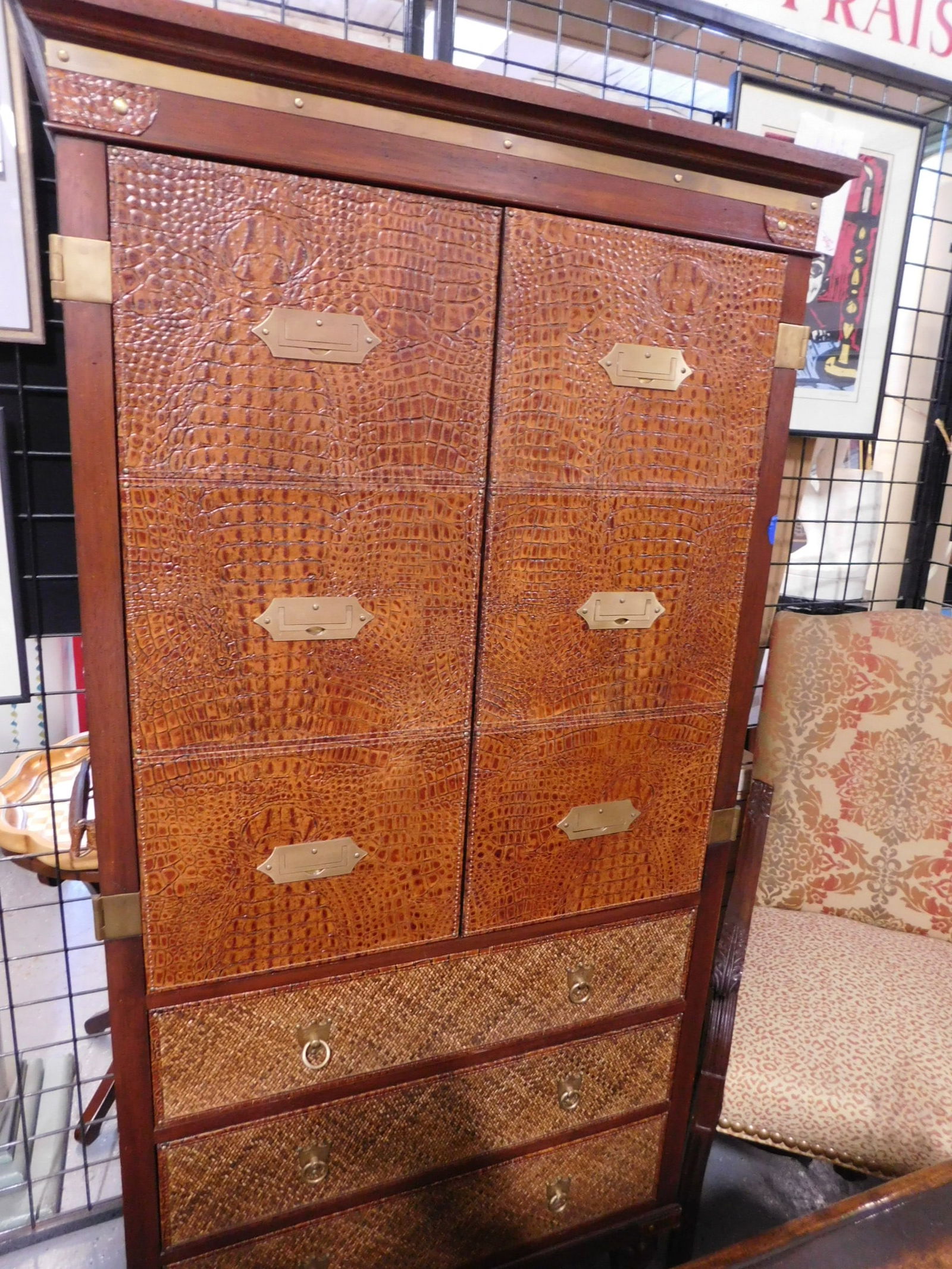 Decorator Chest Cabinet (1 of 6)