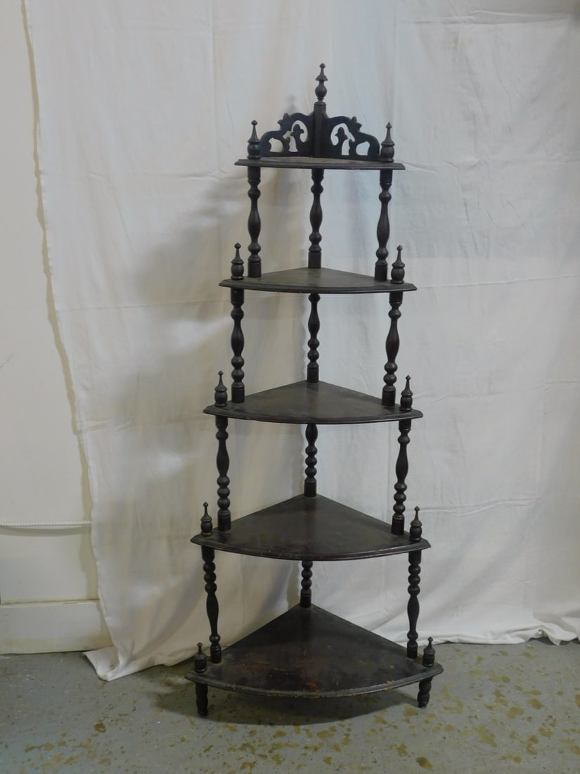 Victorian Corner Whatnot Shelf (1 of 4)