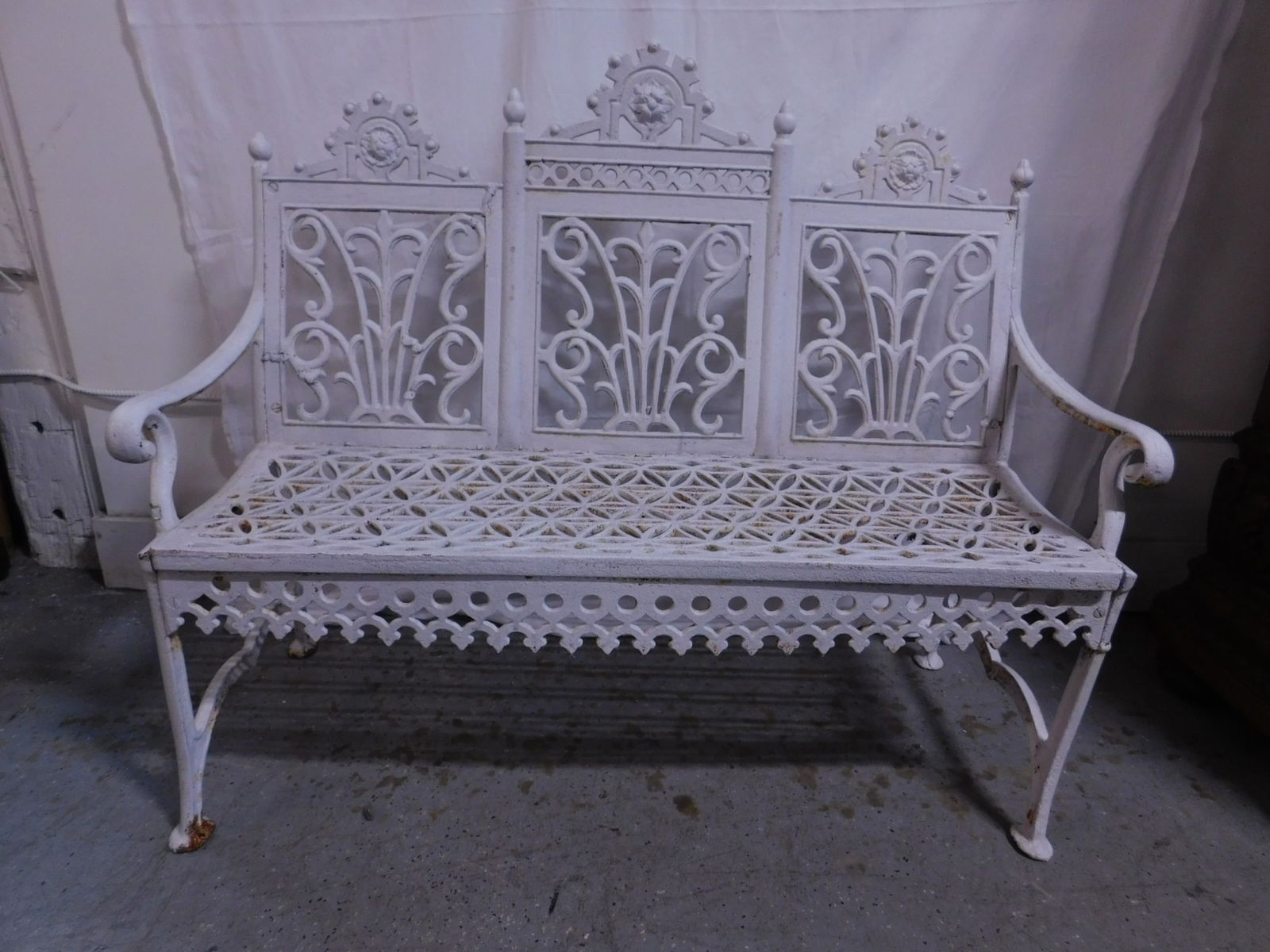 Pr Cast Iron Garden Benches (1 of 5)