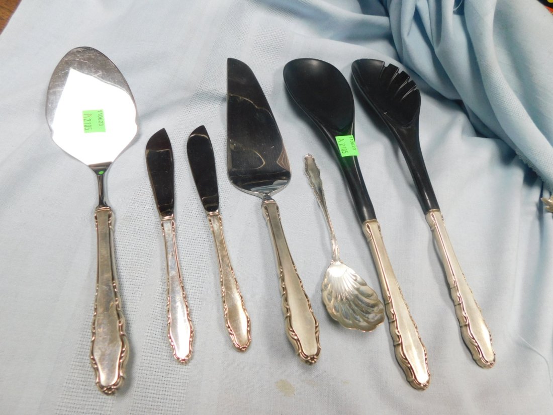 7 Reed & Barton Serving Pieces Auction