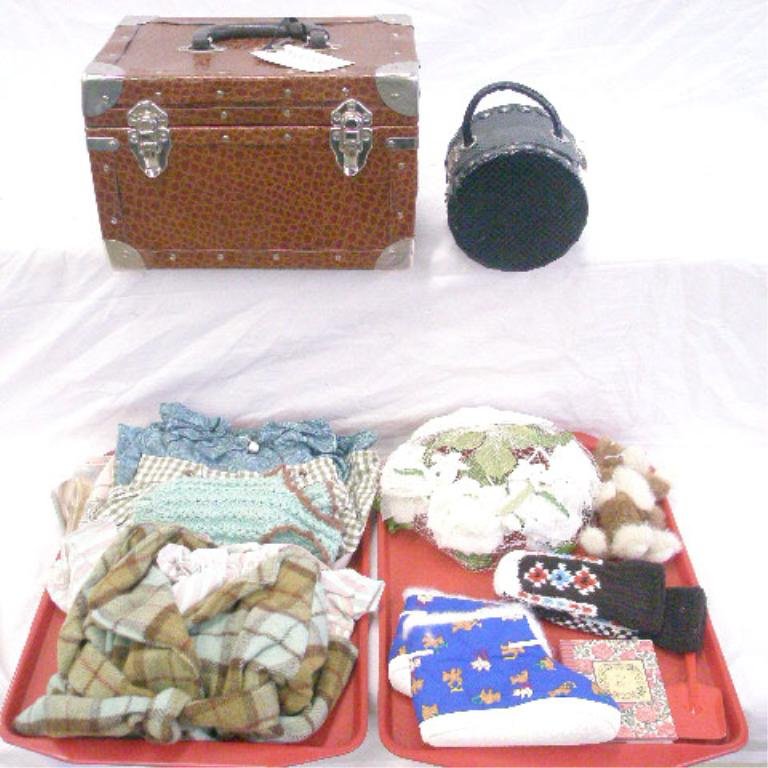 Little Souls Inc. Doll Accessories: Gretchen Wilson Little Souls Inc. doll clothes, accessories & trunks. CONDITION: Very good with no damage.