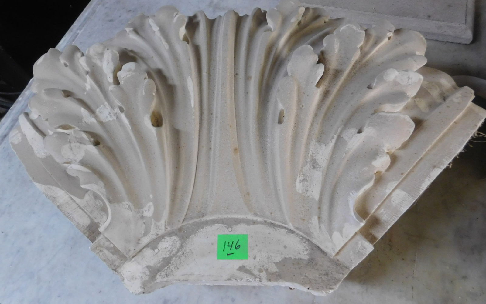 Stephen Robin Gypsum Ceiling Mold (1 of 4)