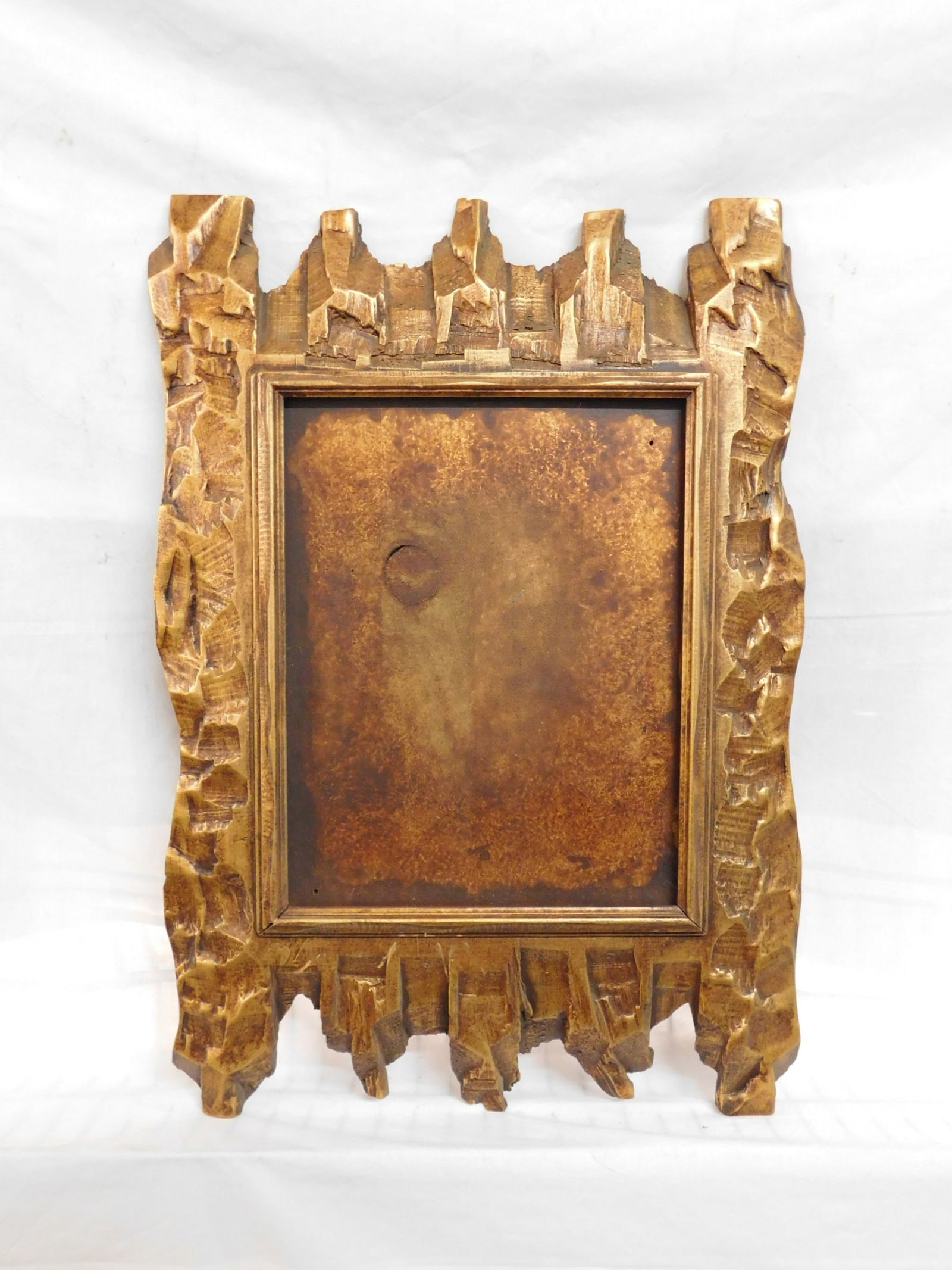 Brutalist Frame (1 of 8)