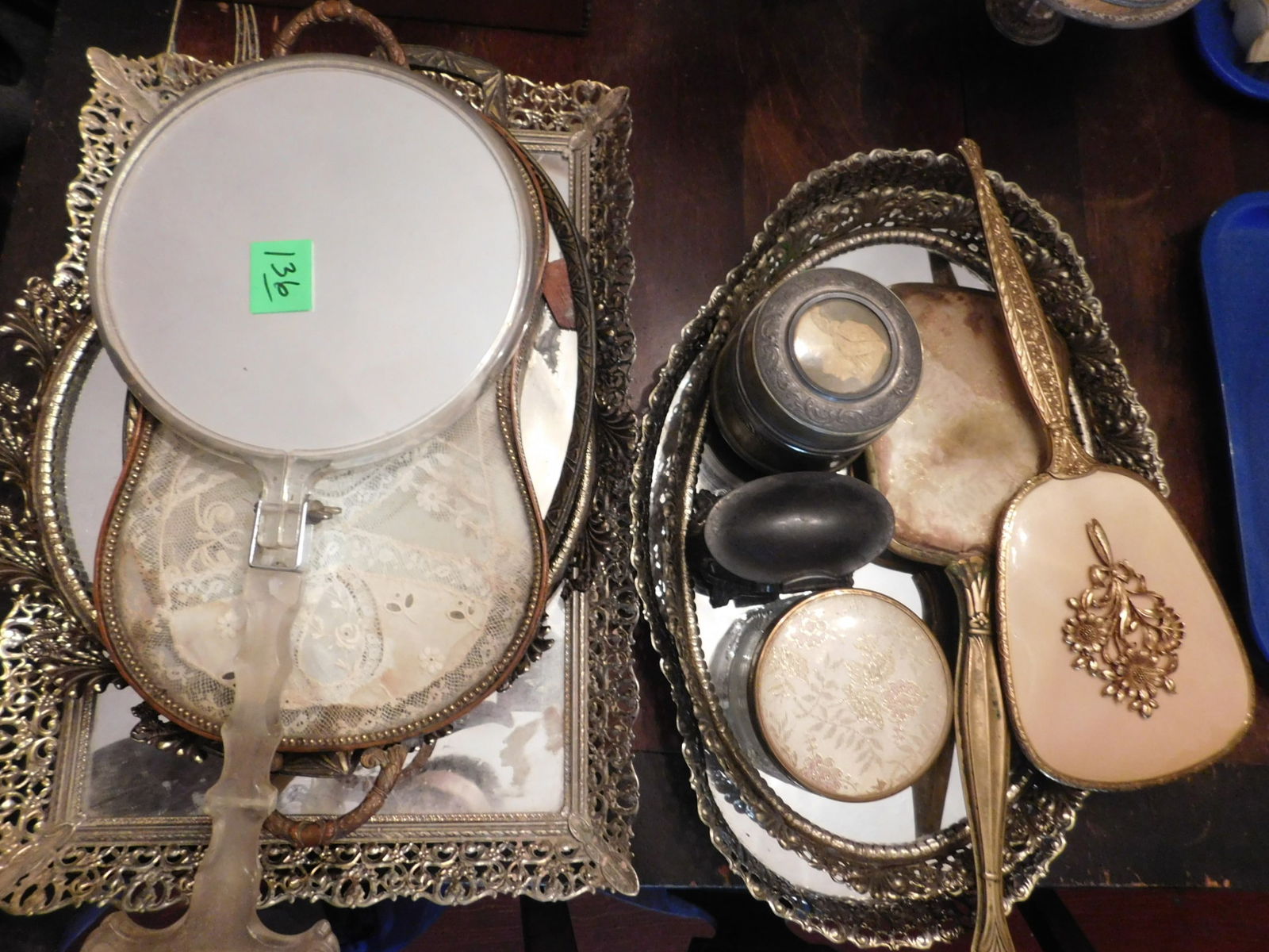 Vanity Accessories (1 of 7)