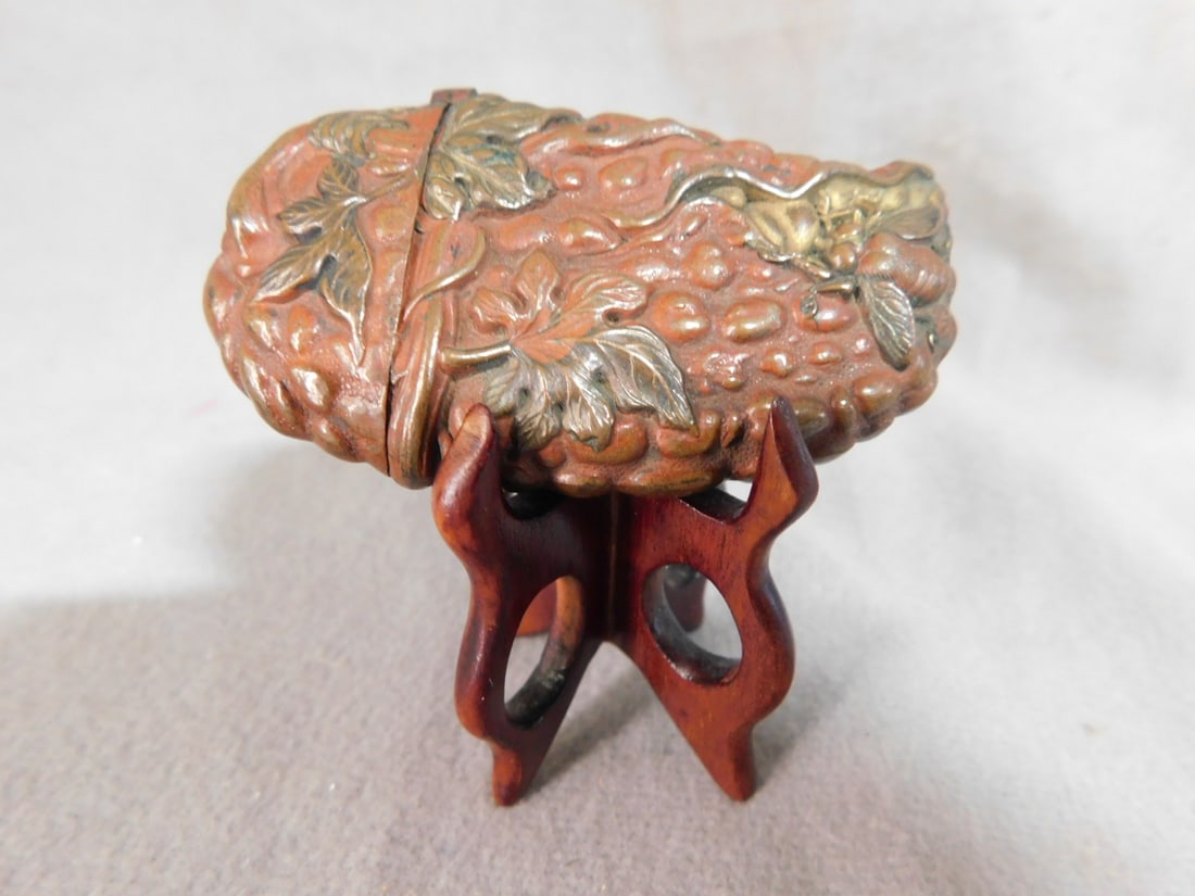 Japanese Mixed Metal Match Safe (1 of 4)