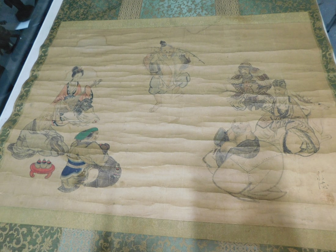 Japanese Scroll Seven Resting figures (1 of 5)