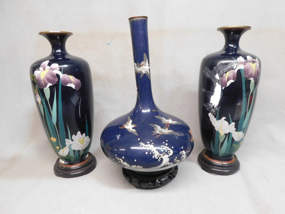 4 Japanese Cloisonne Vases (1 of 9)