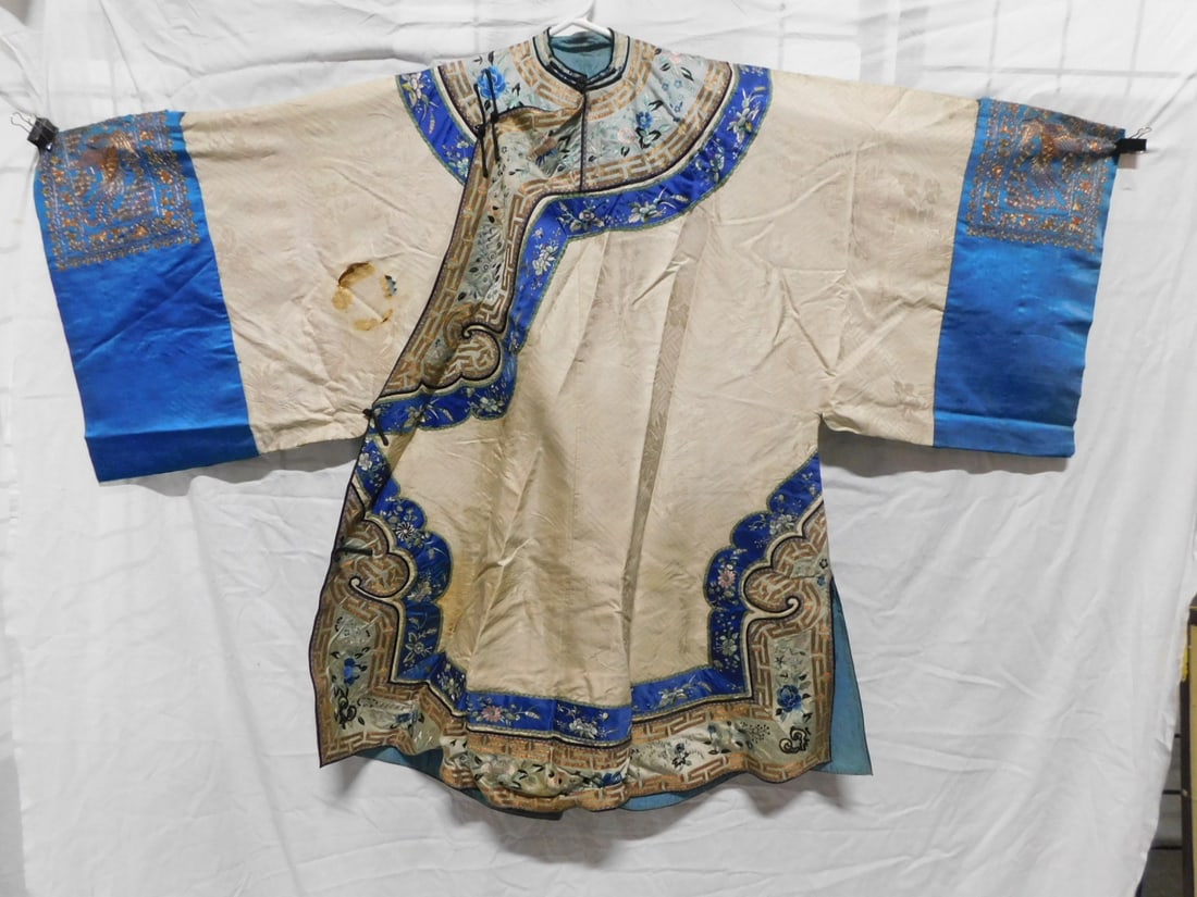 Antique Chinese Robe (1 of 10)