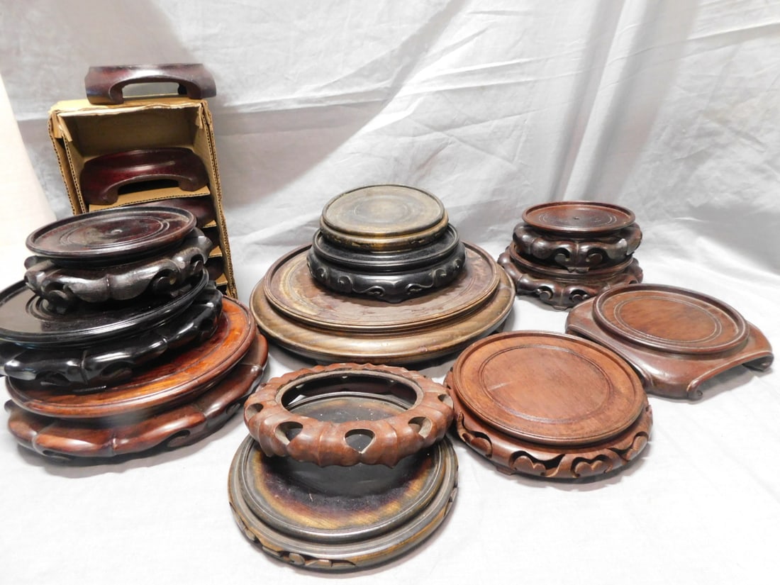 18 Chinese Carved Vase Stands (1 of 4)