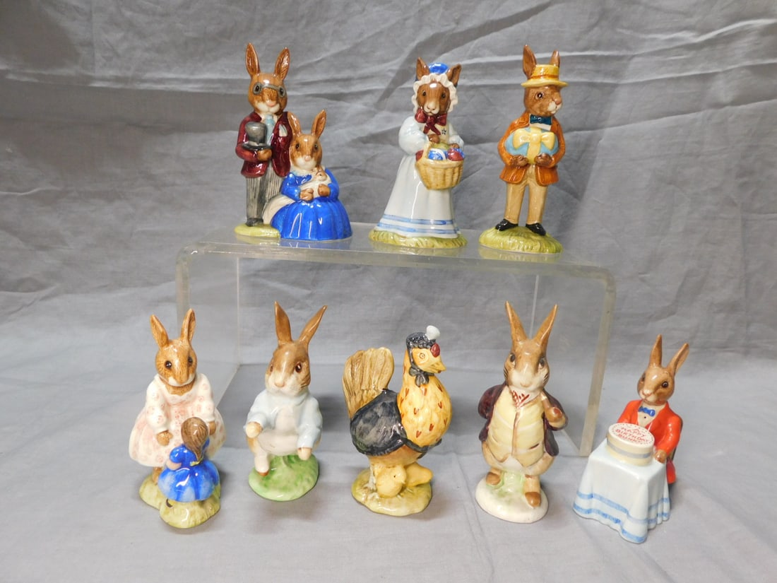 8 Doulton & Beatrix Potter Figures (1 of 4)