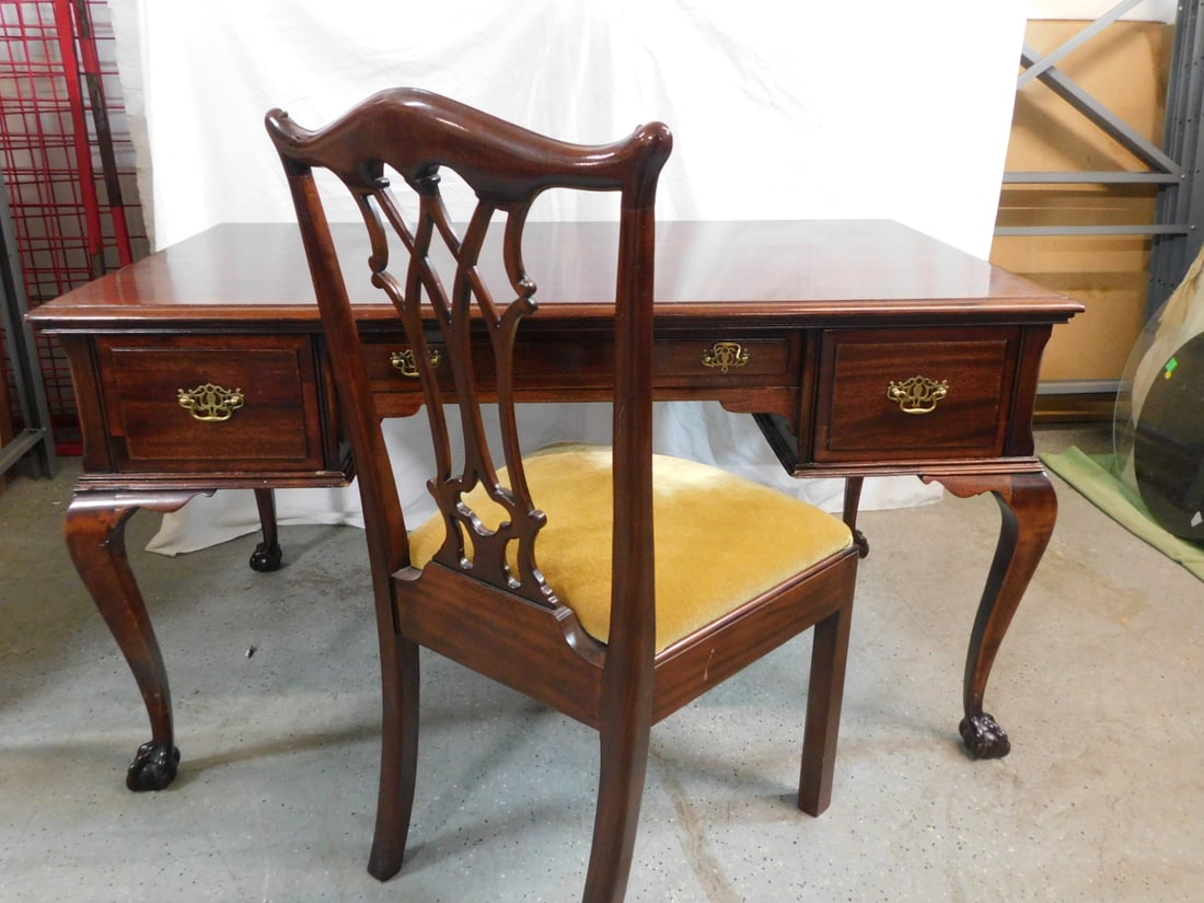 Georgian Desk & Chair (1 of 6)