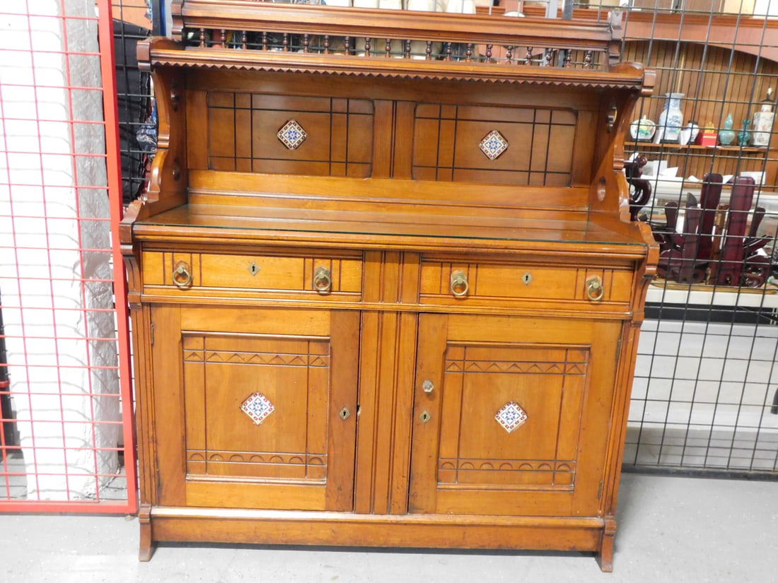 Eastlake Buffet (1 of 5)