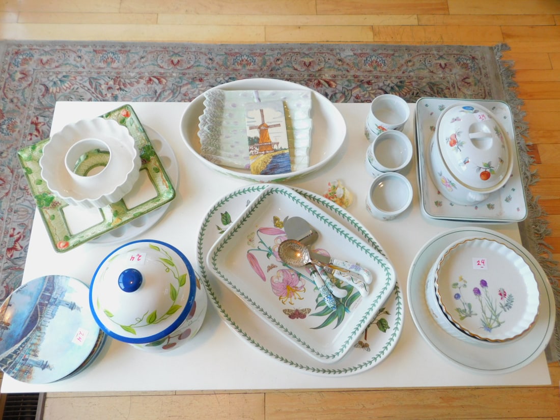 Kitchenware porcelain group (1 of 7)