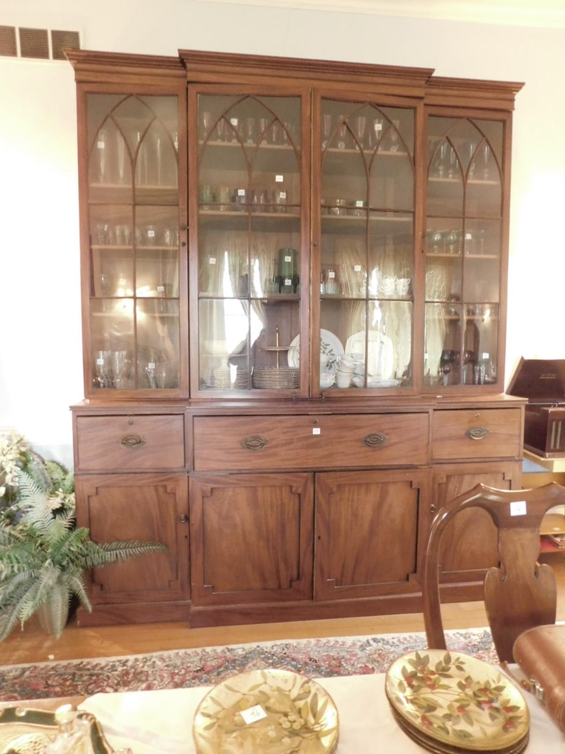 Federal style breakfront (1 of 5)
