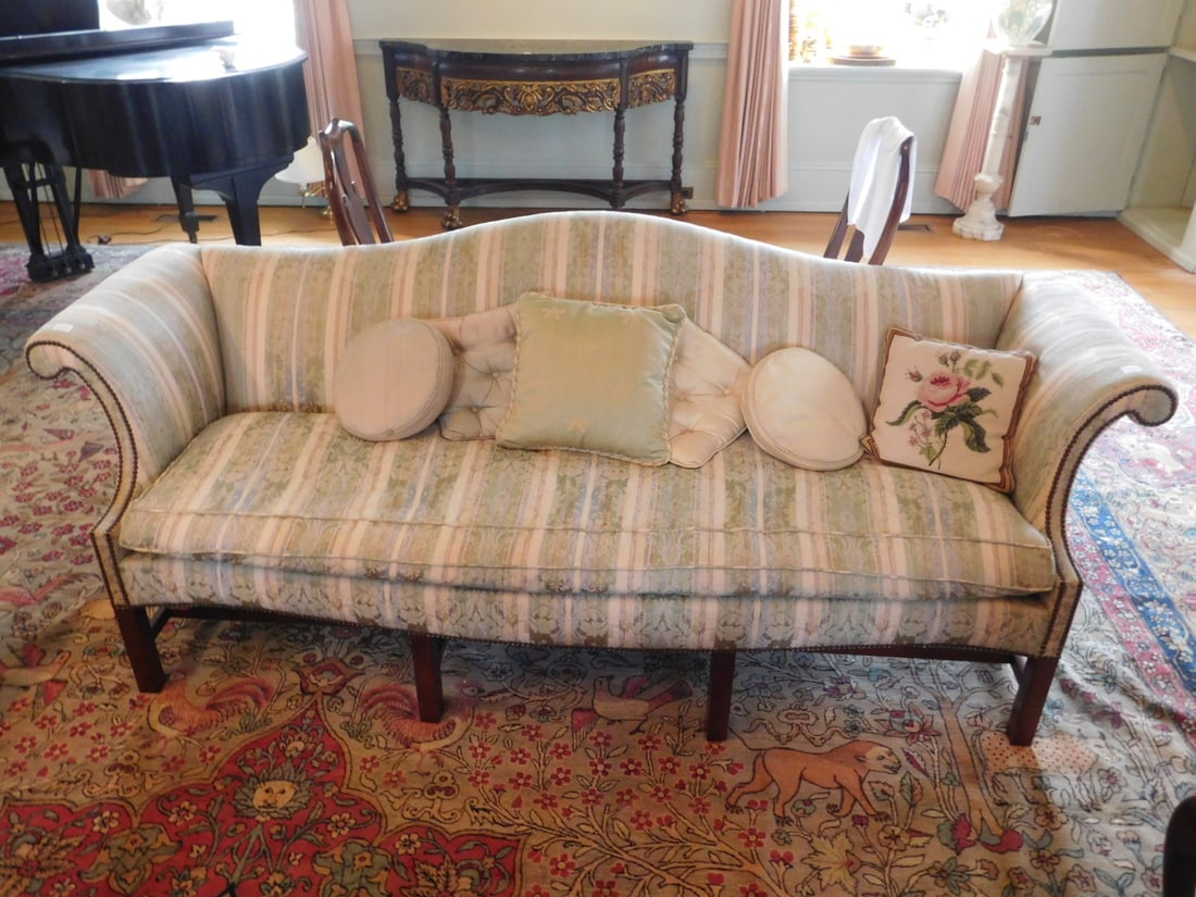 Baker camelback sofa (1 of 8)