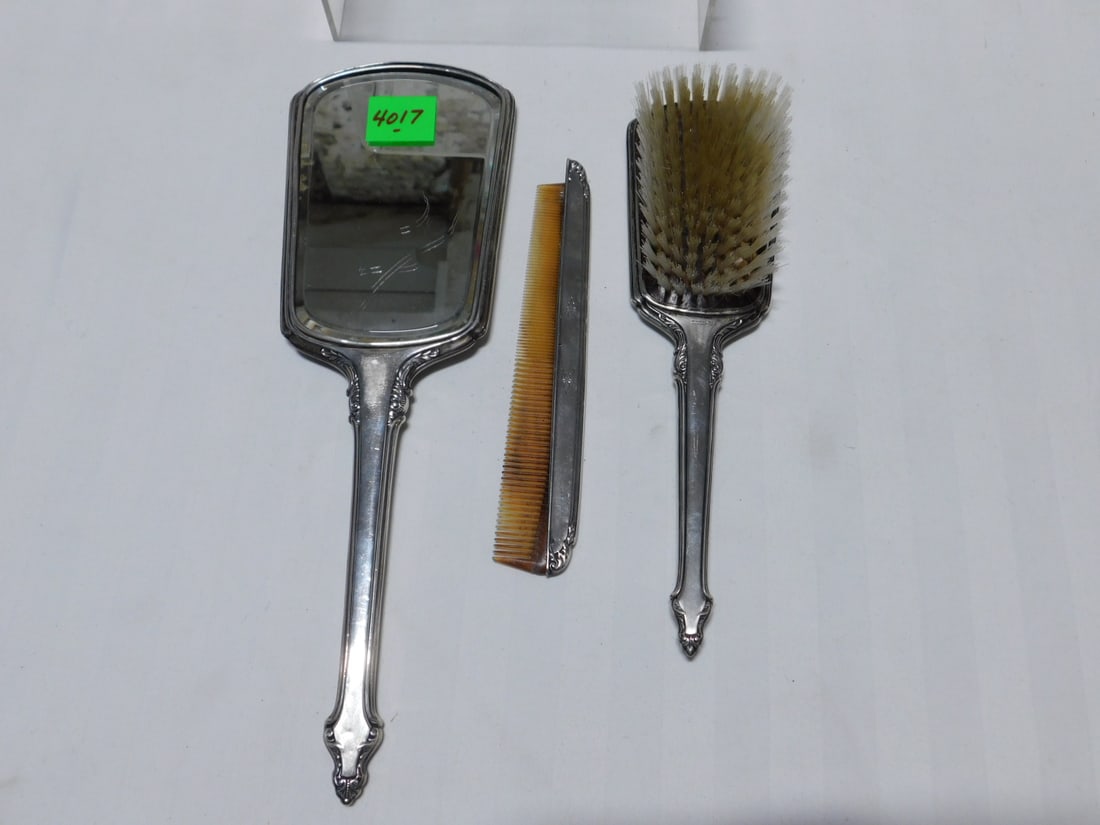 Sterling Silver Dresser Set (1 of 5)