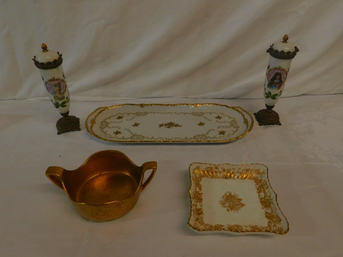 Porcelain Group (1 of 11)