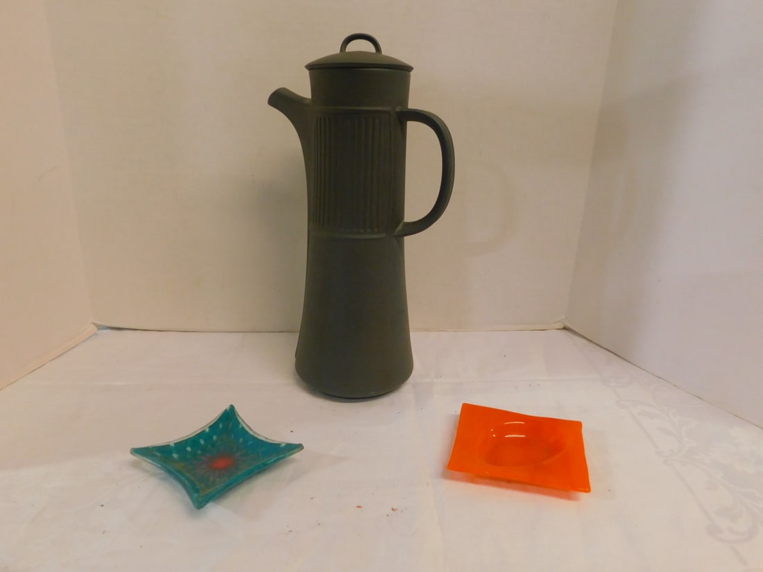 MCM Group Coffee Pot 2 Ash Trays (1 of 4)