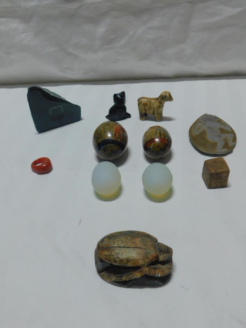 Stone Carvings & Eggs (1 of 7)