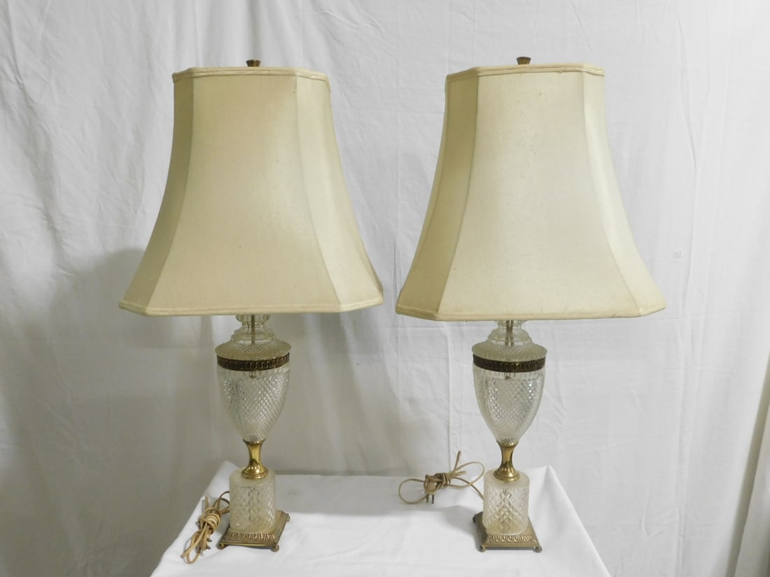 Pr Crystal & Brass Lamps (1 of 5)