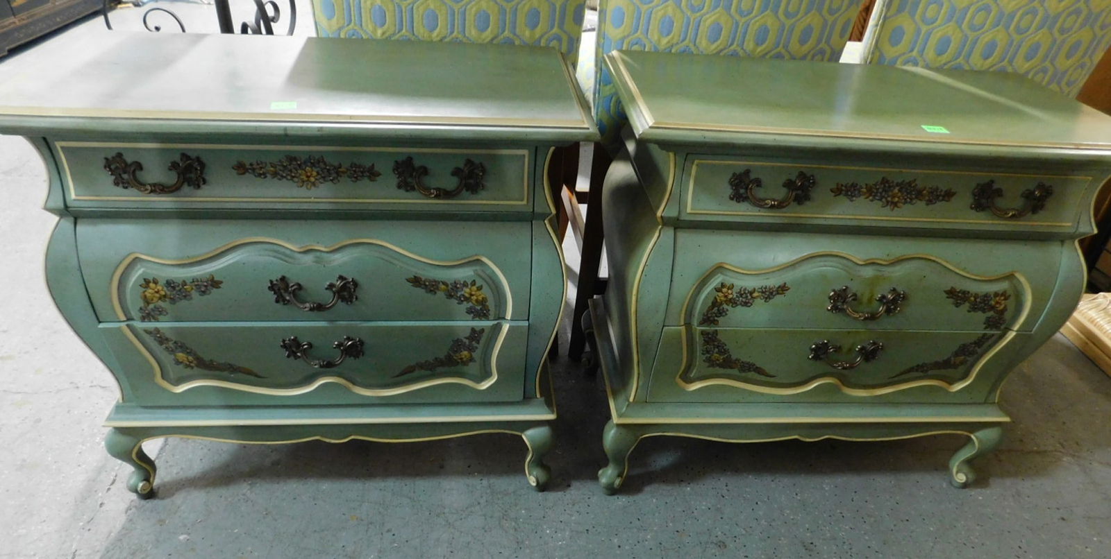 Pr French Provincial Commodes (1 of 4)
