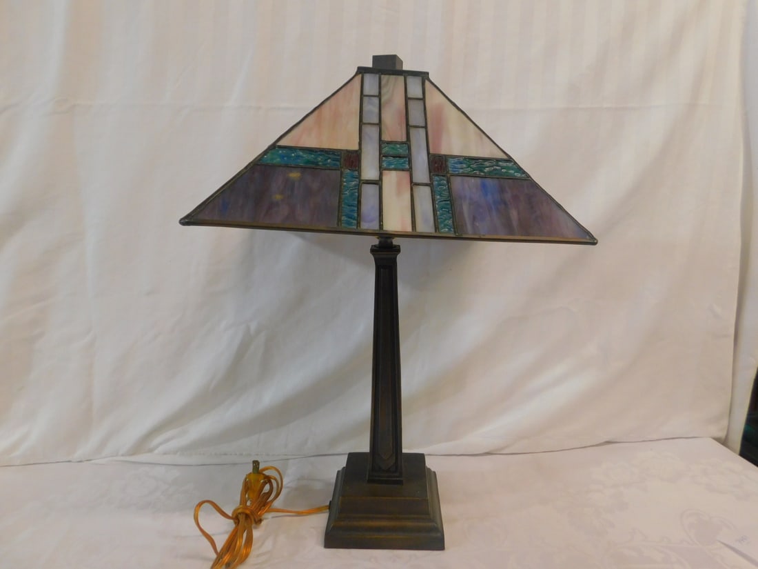 Arts & Crafts Style Lamp: Arts and Crafts Style Lamp,multi colored slag glass 13" square shade on a bronzed finished conforming base, 20"h, late 20th C. CONDITION: Very good.