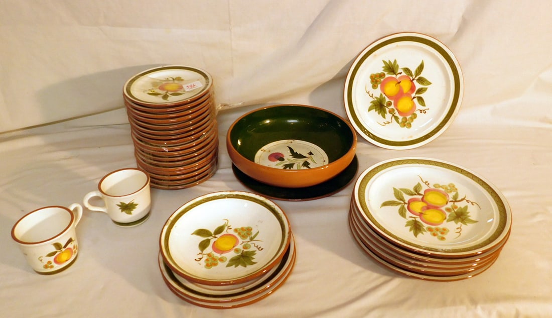 Stangl Pottery: Stangl Pottery, six 10" plates, seventeen B & B plates, 10"d bowl, etc. CONDITION: Very good, one odd plate with hole in center.