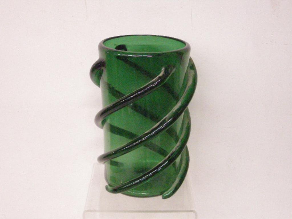 Vintage Blenko Glass Vase: Vintage unsigned green Blenko glass 12" vase. CONDITION: Very good with no damage.
